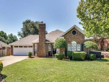 Main picture of 2121 N Aspenwood Dr