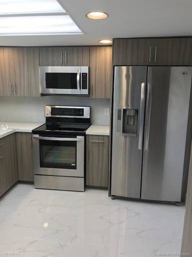 Main picture of 6460 NW 2nd St