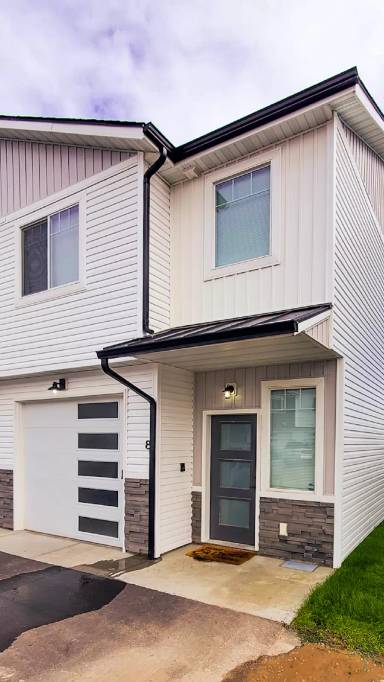 Main picture of 159 Park Lawn Dr