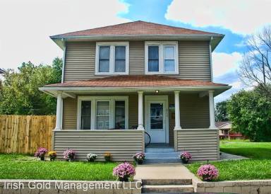 Main picture of 609 N Saint Peter St