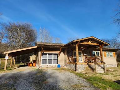 Main picture of 6126 Lickton Pike
