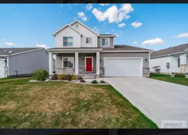 Main picture of 2845 E Brooklyn St