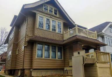 Main picture of 2555 N 49th St