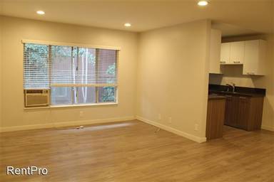 Main picture of 11747 Mayfield Ave