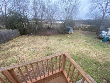 Main picture of 1011 Heydel Cir