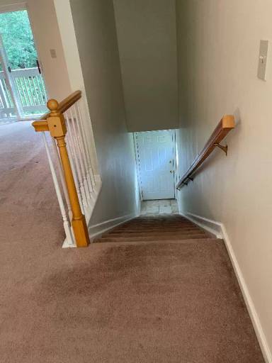 Main picture of 606 Horseshoe Dr