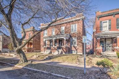 Main picture of 4065 Botanical Ave