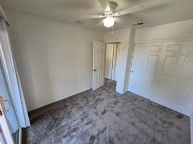 Main picture of 4241 Lowell St