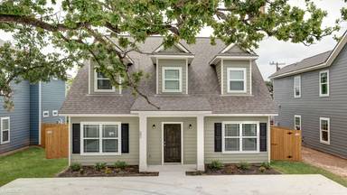 Main picture of 202 Tee Dr