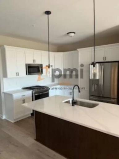 Main picture of 9610 N Centennial Dr