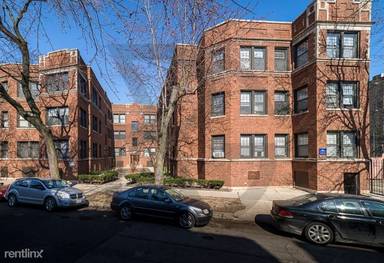 Main picture of 654-64 W Cornelia Ave