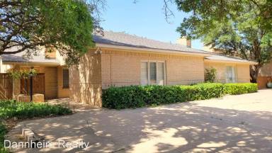 Main picture of 3414 96th St