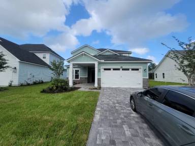 Main picture of 169 Settlers Landing Dr