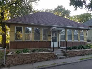 Main picture of 109 Maplewood St