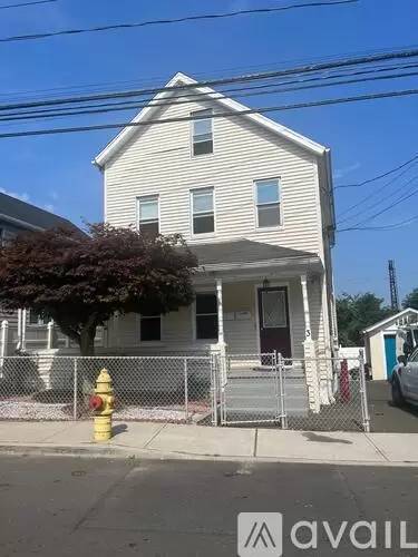 Main picture of 3 Laura St
