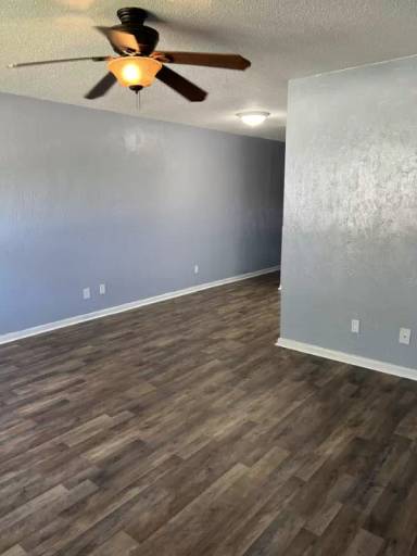 Main picture of 424 Daytona St