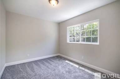 Main picture of 425 Cedar Crest Ave