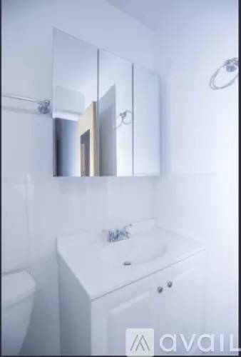 Main picture of 567 W Stratford Pl