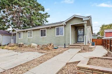 Main picture of 2073 W Hillside Ave