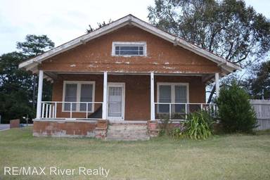 Main picture of 302 Belvedere Clearwater Rd