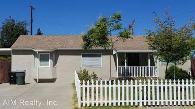 Main picture of 2406 Watson St