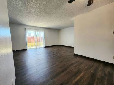 Main picture of 657 E Clarion Dr
