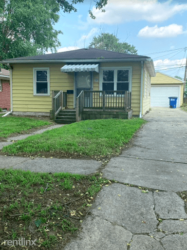 Main picture of 927 Francis Ave
