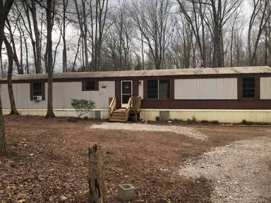 Main picture of 1723 Moore Rd