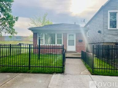 Main picture of 4764 S Shields Ave