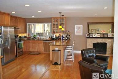 Main picture of 18430 Baylor Ave