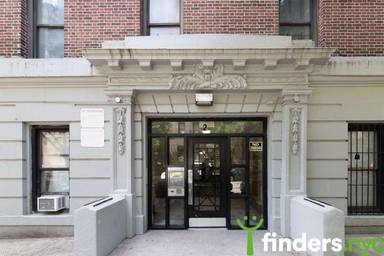 Main picture of 2 Pinehurst Avenue Apartments