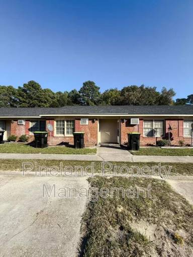 Main picture of 3241 Willard Dr