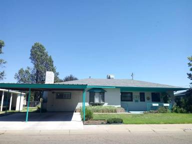Main picture of 108 Sandia Dr