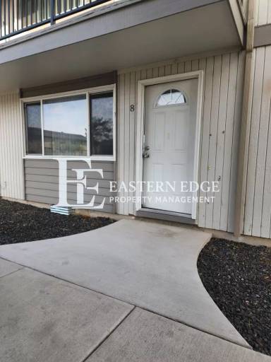 Main picture of 520 SW 24th St