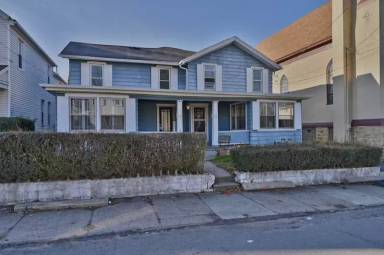 Main picture of 416 E Market St