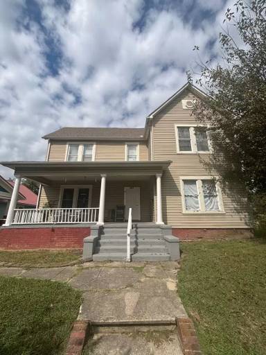 Main picture of 2337 E 5th Ave