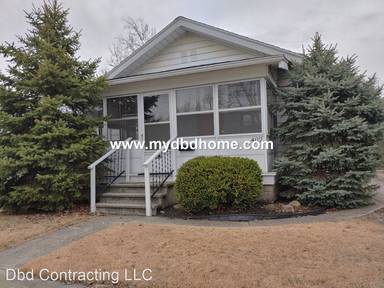 Main picture of 402 Dalgren Ave