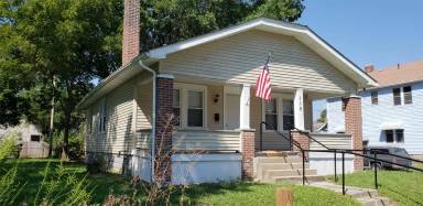 Main picture of 101 N Oakley Ave