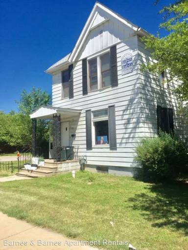 Main picture of 214 W Forest Ave