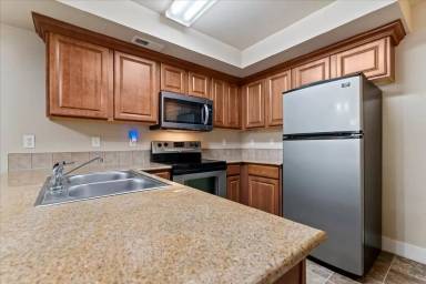 Main picture of 9947 W Rosecroft Ct