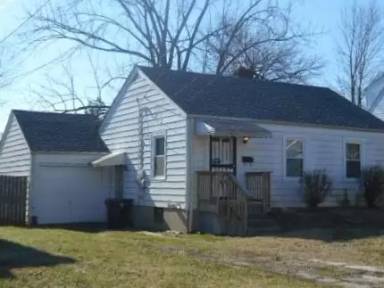 Main picture of 1130 Lehigh Ave