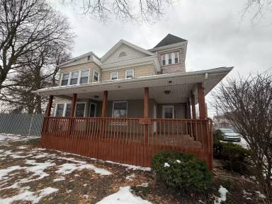 Main picture of 2516 Bowser Ave