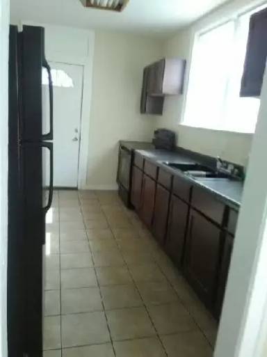 Main picture of 1658 E. 86th Street - 1658-3