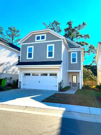 Main picture of 737 Cypress Village Pl