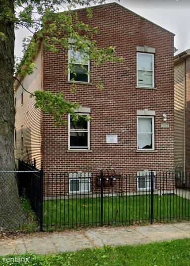 Main picture of 7824 S Greenwood Ave