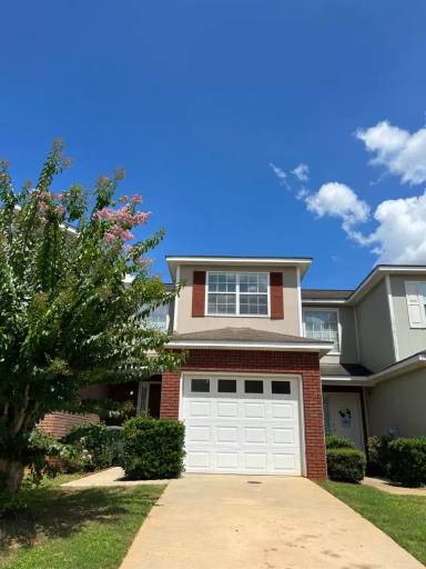 Main picture of 101 S Springview Dr
