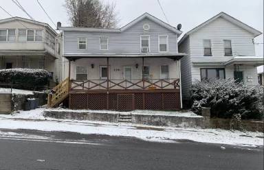 Main picture of 428 Genet St