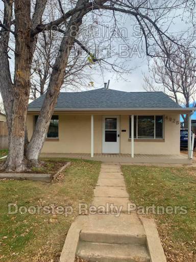 Main picture of 4928 Julian St
