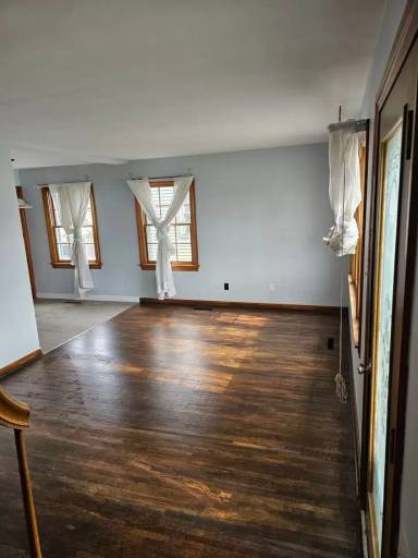 Main picture of 3030 Allen St