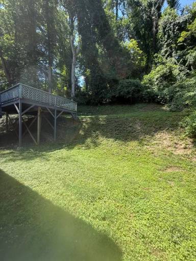 Main picture of 107 Eureka Rd